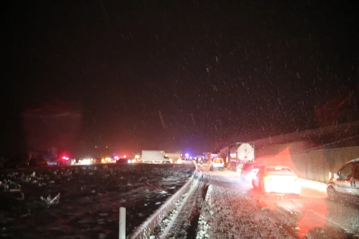 Tokat’ta Kar Yağışı: Ekipler Çalışmalara Başladı