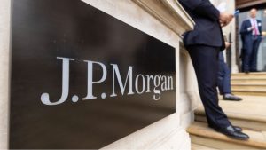 Trump, JPMorgan’a dava açıyor