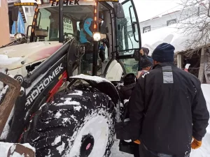 UMKE, Kar Yağışında Hastalara Ulaştı