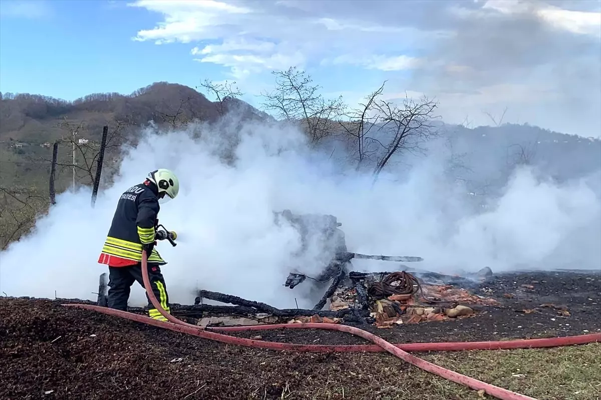 Ünye’de Samanlıkta Yangın