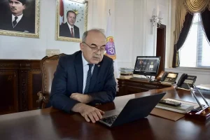 Vali Erol, AA’nın Yılın Kareleri Oylamasına Katıldı