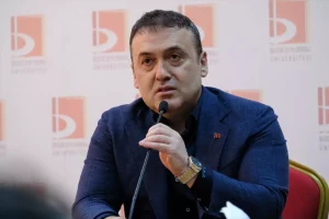 Vali Sözer, BŞEÜ’de Kariyer Etkinliğine Katıldı