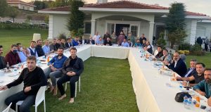 Veyis Ateş’in lüks villasında doğum günü partisi! AKP’li başkanlardan gazetecilere kimler katıldı?