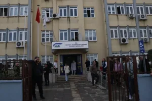 Yalova’da bir avukat uğradığı silahlı saldırı sonucu ağır yaralandı