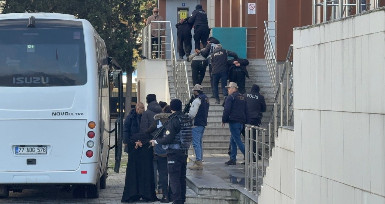 Yalova’da IŞİD operasyonunda yakalanan 25 şüpheli adliyede