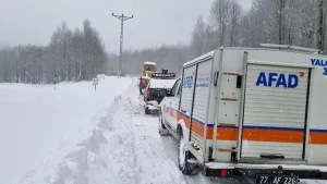 Yalova’da Mahsur Kalan 5 Kişi Kurtarıldı