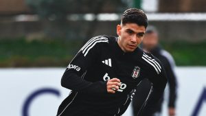 Yasin Özcan, Beşiktaş’ta ilk idmanına çıktı