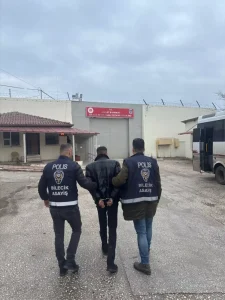 Yaşlı Çifti 500 Bin Lira Dolandırdı