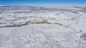 Yeniçağa Gölü Buzla Kaplandı
