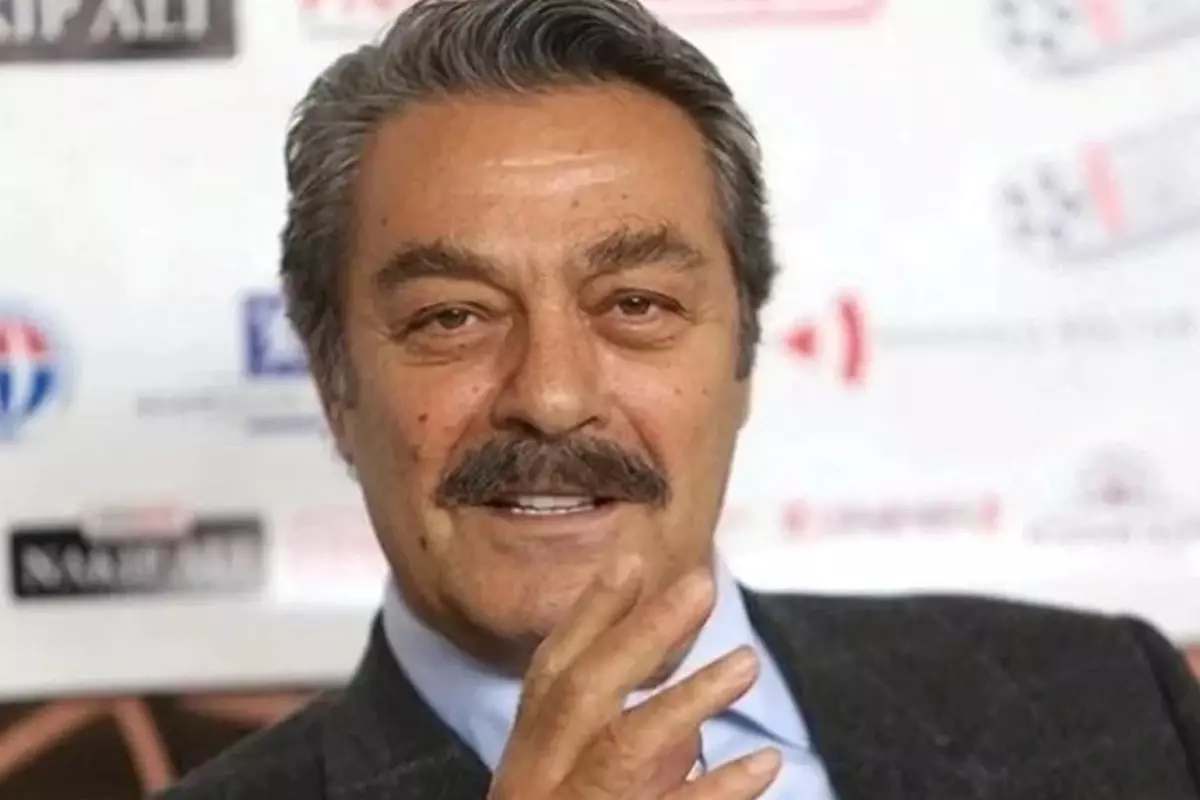 Yeşilçam’ın usta ismi Kadir İnanır, aylar sonra ilk kez ayakta görüntülendi