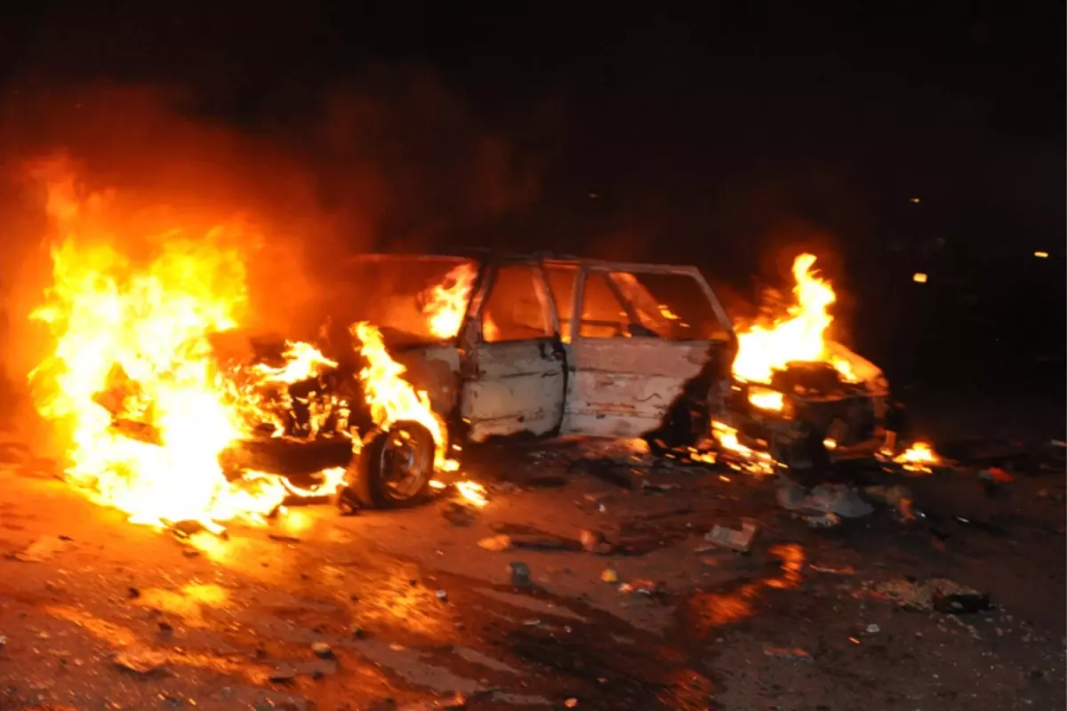 Yola döşenen mayınlar patladı! Otomobildeki 9 kişi feci şekilde can verdi