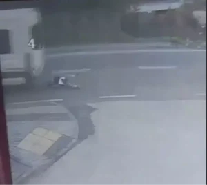 Yomra’da Servis Minibüsü Kazası