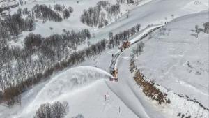 Yüksekova’da Karla Mücadele Devam Ediyor