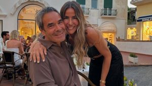 Zeynep Tokuş yeni yılın ilk pozlarını verdi! Yıllara meydan okuyor