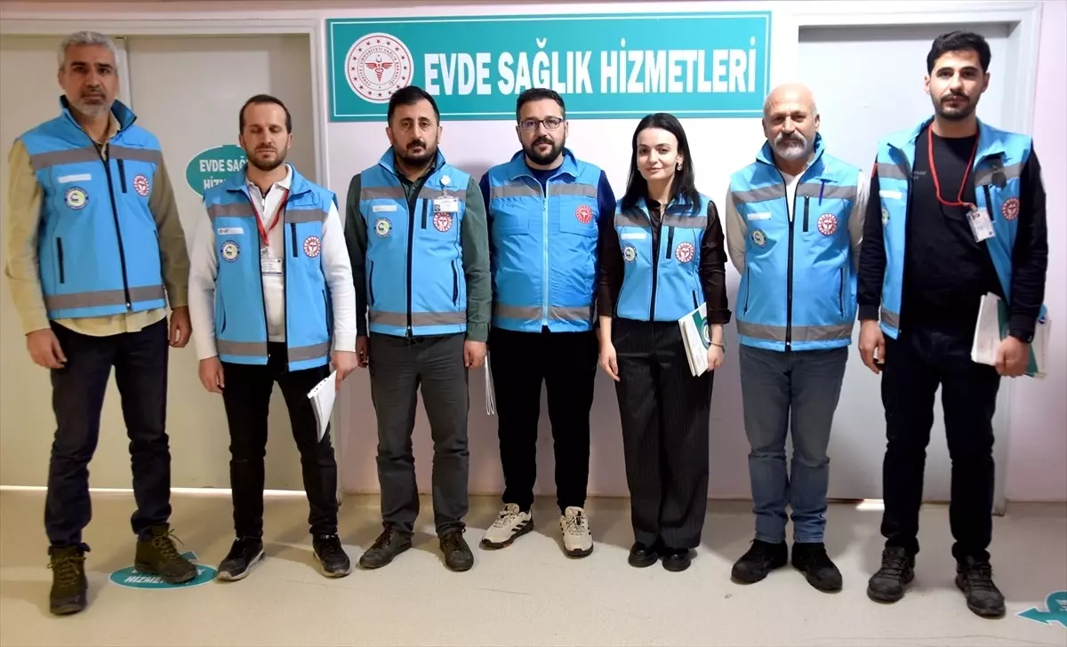 101 Yaşındaki Hastaya Evde Bakım Ziyareti