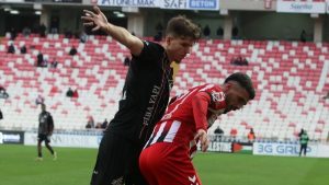 6 gol atıldı! Sivasspor – Vanspor maçında kazanan yok