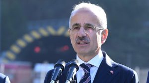 Abdulkadir Uraloğlu: Kırkdilim Geçişi’ndeki 3 çift tüp tünelde sona yaklaştık