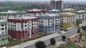 Adana ve Hatay’da depremzedeler yeni yuvalarının ödeme planını memnuniyetle karşıladı