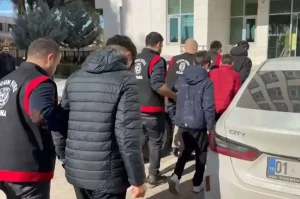 Adana’da Kuş Yuvası Hayvanları Parçalandı