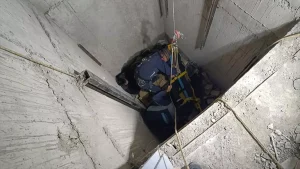 Adıyaman’da İşçiler Asansör Boşluğuna Düştü