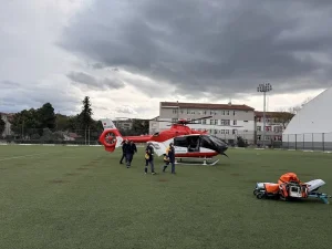 Alaçam’da Kalp Krizi Geçiren Kadın Helikopterle İle Sevk Edildi