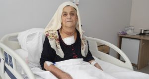 Ameliyatını 30 yıl erteledi, çıkan kitleye doktorlar bile inanamadı