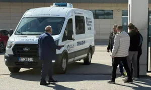 Antalya’da Kamyonet Çarpması: 71 Yaşındaki Kadın Hayatını Kaybetti