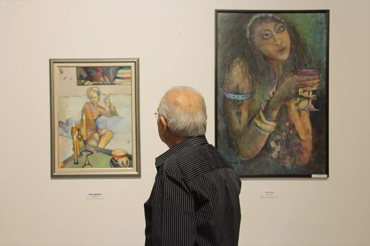 Antalya’da ‘Tomurcuk Zamanı’ Sergisi Açıldı