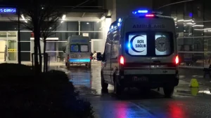 Apartmanda Zehirlenme Şüphesi: 11 Kişi Hastaneye Kaldırıldı