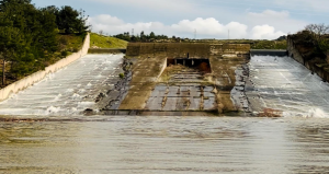 Atikhisar’da ihmal krizi: Kapaklar çalışmıyor kent risk altında