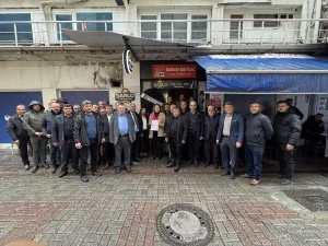Aydın’da Muhtarlardan CHP’ye Protesto