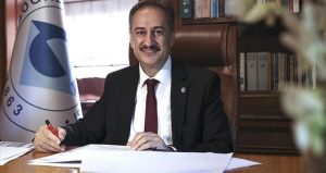 AYM’den kayyum rektöre soğuk duş