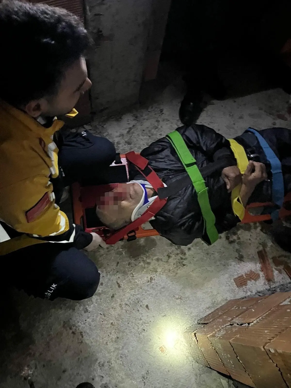 Ayvalık’ta İnşaatta Kaza: Aziz K. Kurtarıldı