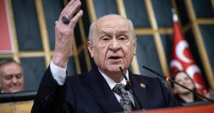 Bahçeli izlediği bu diziye hayran kaldı, hemen başrol oyuncusunu aradı
