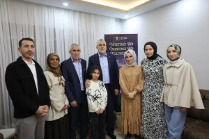 Bakan Işıkhan’dan Depremzedelere İftar Ziyareti