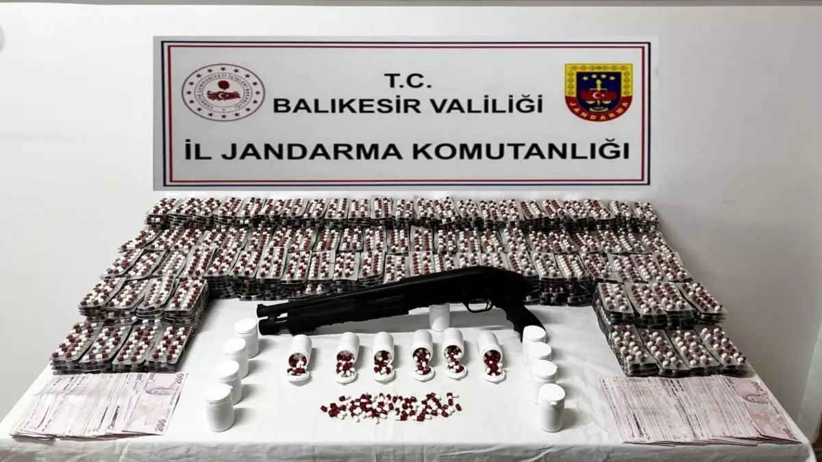 Balıkesir’de Uyuşturucu Operasyonu: 17 Tutuklama