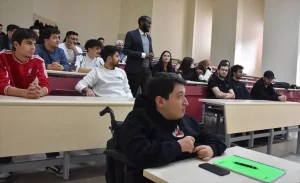 Berk Dinçer: Zorluklara Rağmen Yazılım Mühendisi Olma Hayali