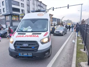 Bingöl’de Yaya Otomobilin Çarpmasıyla Yaralandı