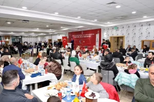 Bitlis’te şehit yakınları ve gaziler “Büyük Aile Sofrası”nda buluştu