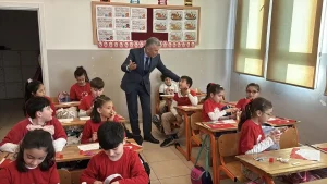 Bodrum’da ikinci dönem “Bayrak Sevgisi” temasıyla başladı