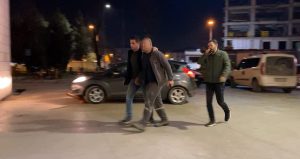 Borç tartışması kanlı bitti:  Kayınbiraderiyle tartıştı, araya girmek isteyen eşini bıçakladı