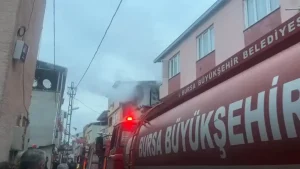 Bursa’da Çatı Katında Yangın