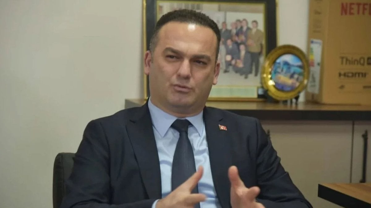 CHP, Hasbi Dede’yi ihraç talebiyle disipline sevk etti