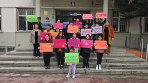 Çorlu’da Öğrenciler Esnafı Ziyaret Etti