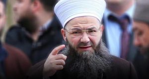 Cübbeli Ahmet İnşaat Mühendisleri Odası seçimlerine tepki gösterenlere bela okudu