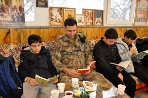Çukurca’da Çocuklar Polislerle Bir Araya Geldi