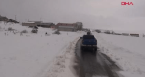 Dans kurslarından elde ettiği gelirle kırsaldaki öğrencileri ‘ısıttı’