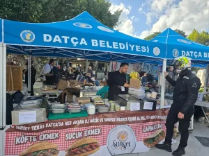 Datça’da Badem Çiçeği Festivali Başladı