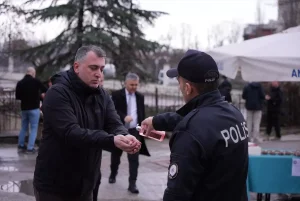Depremde Hayatını Kaybedenler İçin Lokma Dağıtıldı