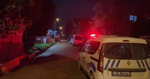 Dini nikahlı eşini vurduktan sonra intihar etti